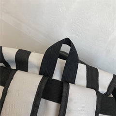 Men's Casual Lightweight Backpack with Large Capacity