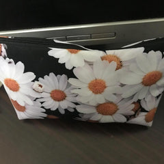 Small Daisy Cosmetic Bag for Ladies