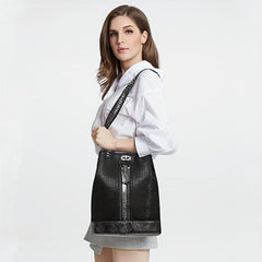 Casual Leather Backpack With Lock Large Capacity Travel Backpack