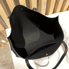 Stylish Large Tote Bag for Everyday Use