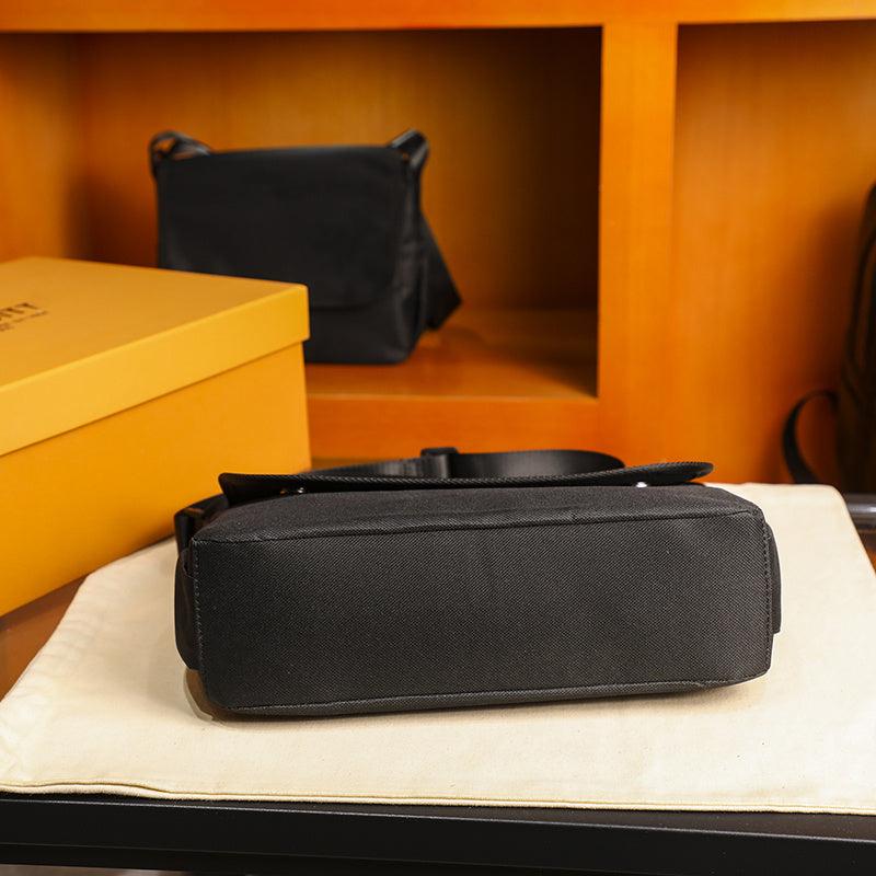 Men's Canvas Crossbody Bag Outdoor Messenger Bag