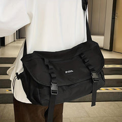 Men's Large Capacity Shoulder Bag Waterproof Messenger Bag