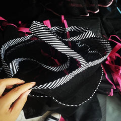 Foldable Mesh Toiletry Bag Portable Hand Carrying Wash Bag
