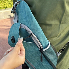 Men's Messenger Bag Outdoor Lightweight Shoulder Bag With Earphone Hole