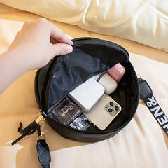 Small Crossbody Bag Tassel Quilted Coin Purse for Daily Travel Campus Office