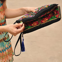 Ethnic Style Floral Embroidery Handbag With Wristlet