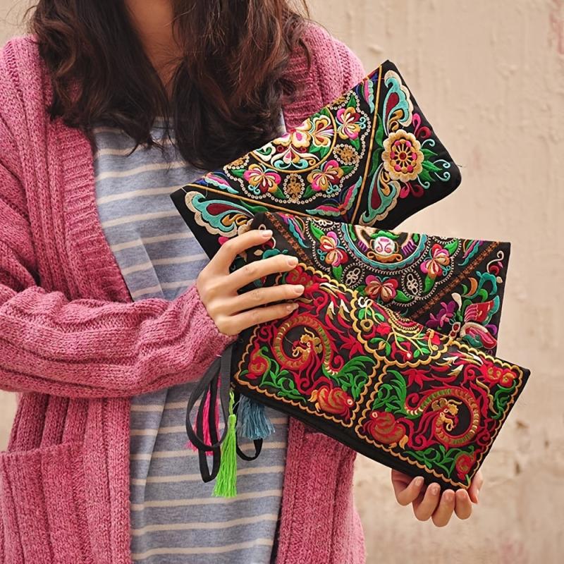 Ethnic Style Floral Embroidery Handbag With Wristlet