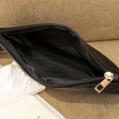 Quilted Handbags With Metal Decor Clutch Purse And Wristlet