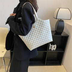 Quilted Tote Bag Large Capacity Daily Shoulder Bag Women's Underarm Bag