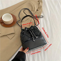 Minimalist Argyle Pattern Bucket Bag for Work