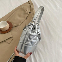 Minimalist Argyle Pattern Bucket Bag for Work
