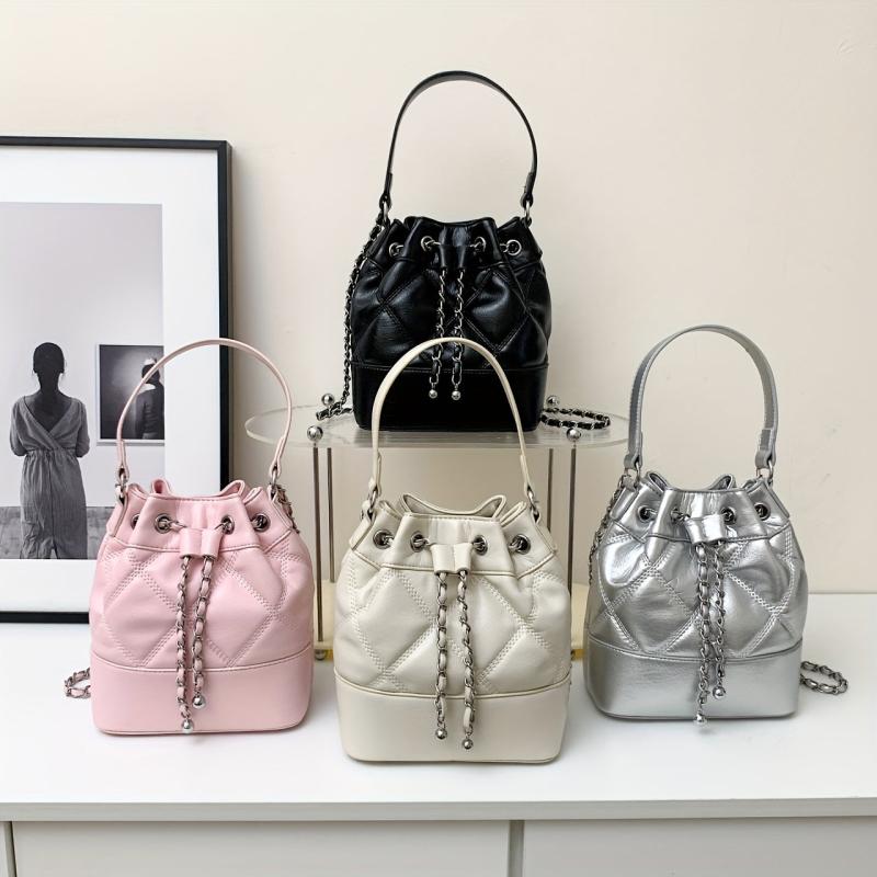 Minimalist Argyle Pattern Bucket Bag for Work