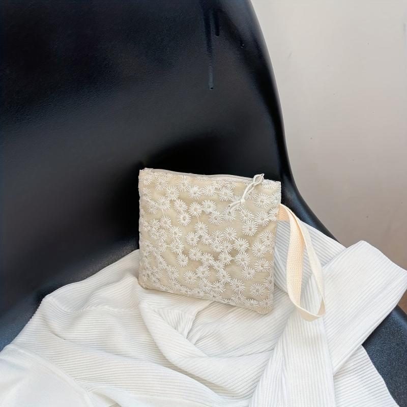 Daisy Pattern Coin Purse Zipper Clutch Wallet Women Short Pouch