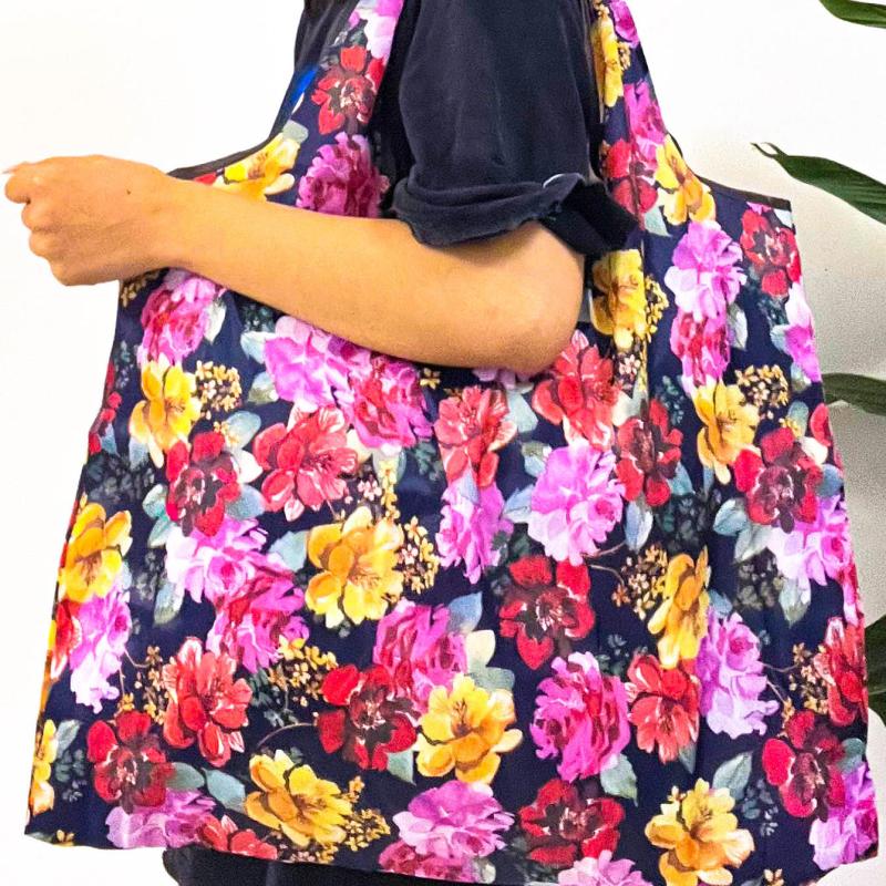 Large Capacity Portable Tote Shoulder Bag Flower Pattern Lightweight Bag