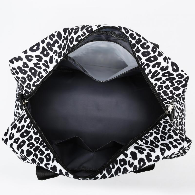 Leopard Pattern Sports Bag Lightweight Duffle Bag Portable Luggage Bag