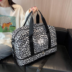Leopard Pattern Sports Bag Lightweight Duffle Bag Portable Luggage Bag