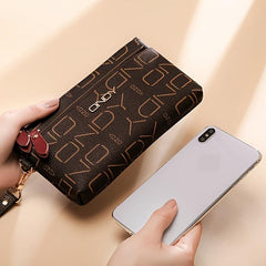 ONDY Letter Print Clutch Wallet Zipper Purse With Wristlet