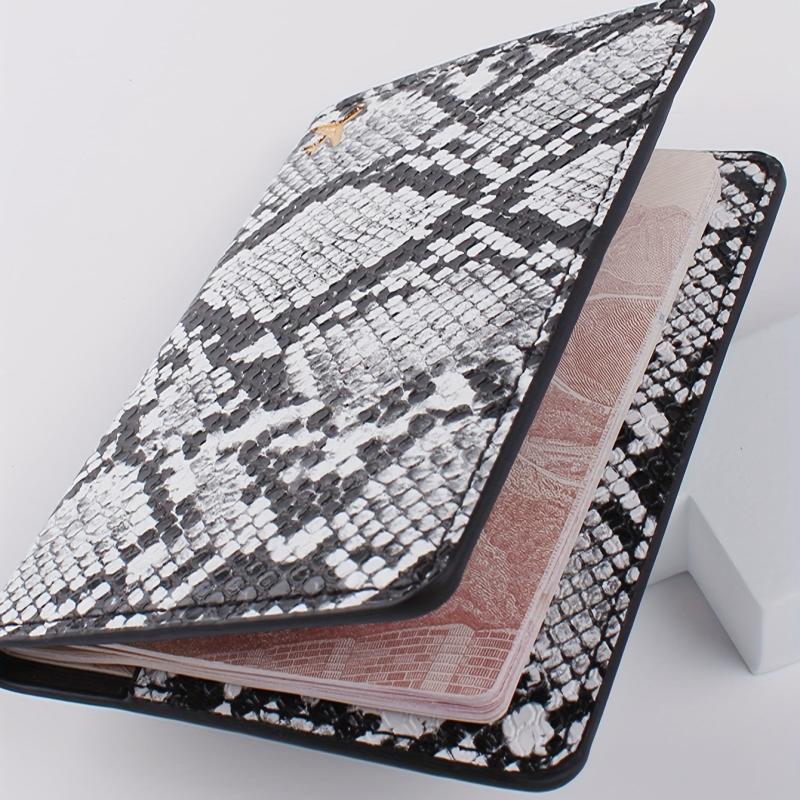 Travel Gilt Passport Holder For Men And Women