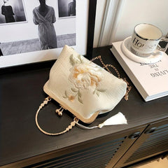 Flower Embroidered Handbag Kiss Lock Storage Handbag
