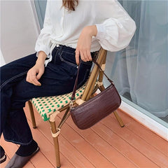 Retro Crocodile Pattern Underarm Bag PU Leather Textured Handbag
