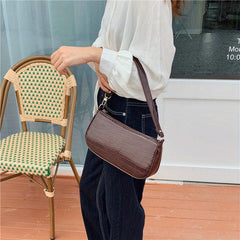 Retro Crocodile Pattern Underarm Bag PU Leather Textured Handbag
