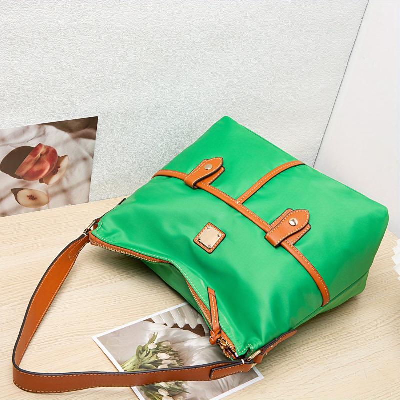 Large Capacity Shoulder Bag with Multiple Pockets for Everyday Use