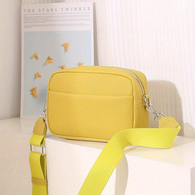 Minimalist Square Shoulderbag with Wide Strap Classic Purse