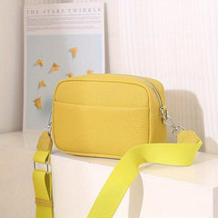 Minimalist Square Shoulderbag with Wide Strap Classic Purse