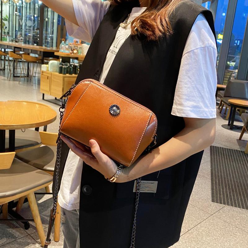 Vintage Leather Crossbody Chain Shoulder Bag for Women