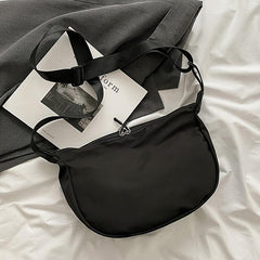 Minimalist Nylon Crossbody Bag Large Capacity Zipper Shoulder Purse