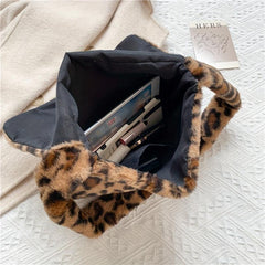 Leopard Pattern Plush Shoulder Bag Large Capacity Casual Bag