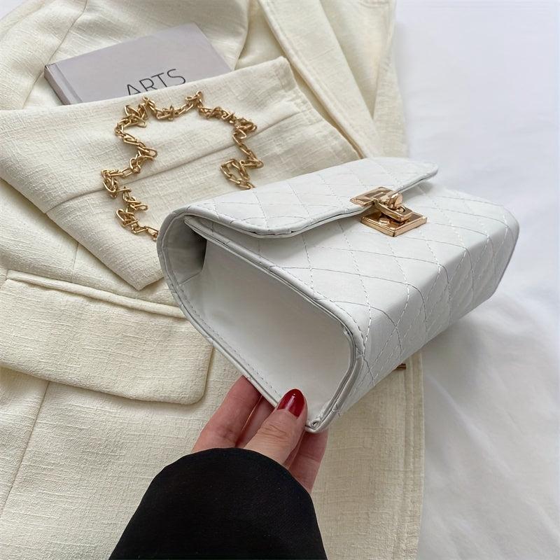Square Chain Shoulder Bag Argyle Pattern Turn Lock
