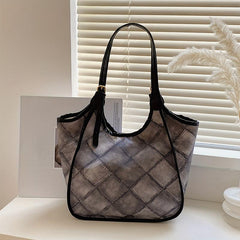Stylish Argyle Pattern Shoulder Bag for Women