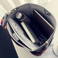 Colorful Strap Bucket Bag Solid Crossbody Bag with Pouch