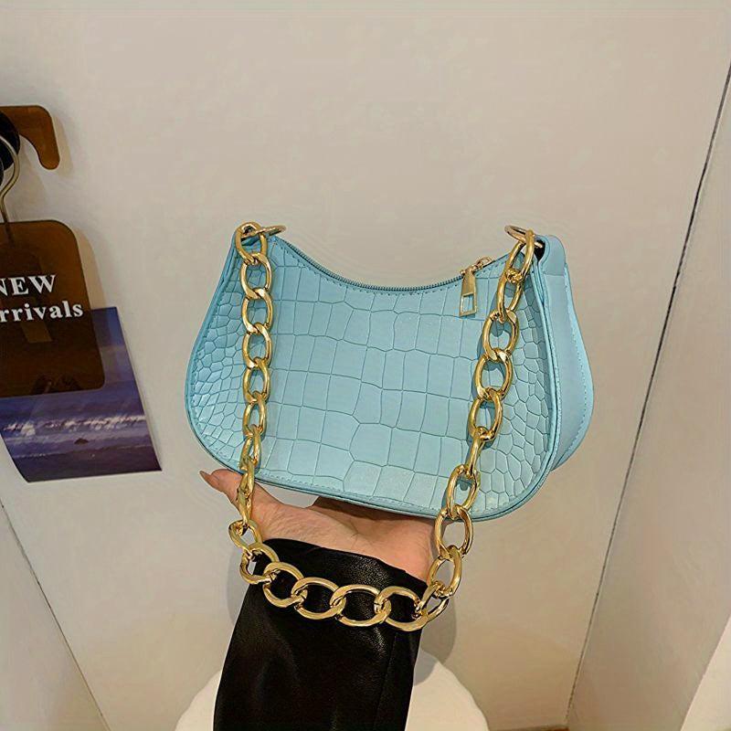 Crocodile Embossed Crescent Bag Chain Shoulder Bag Small Underarm Purse