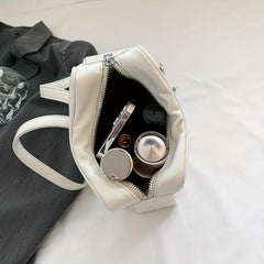 Star Shape Butterfly Decor Metal Chain Backpack PU Leather Novelty Shoulder Bag