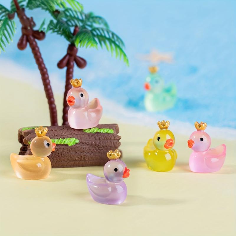 10pcs Mixed Luminous Crown Small Yellow Duck Ornaments Aquarium Micro Landscape