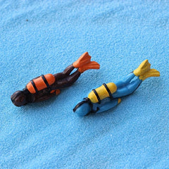 Mini Diver Model Fish Tank Ornaments Resin Decor