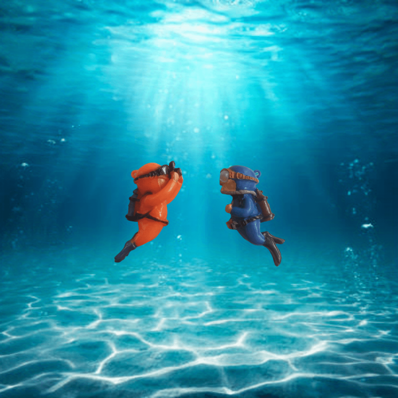 2 Pack Little Diver Aquarium Decorations for Fish Tanks