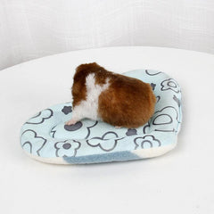 Heart Shaped Guinea Pig Bed for Small Animals