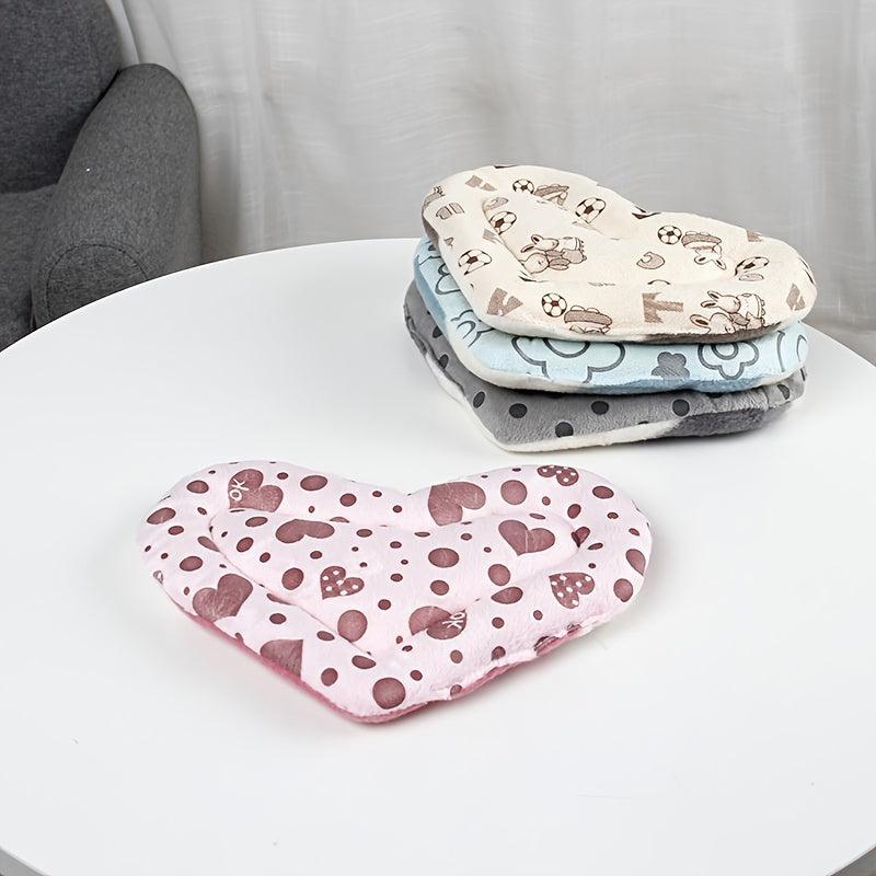 Heart Shaped Guinea Pig Bed for Small Animals