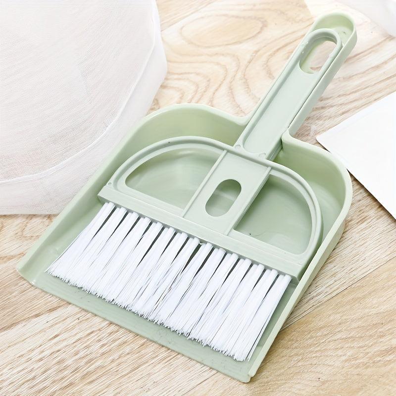 Mini Dustpan And Broom Set for Small Animals