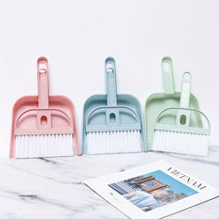 Mini Dustpan And Broom Set for Small Animals