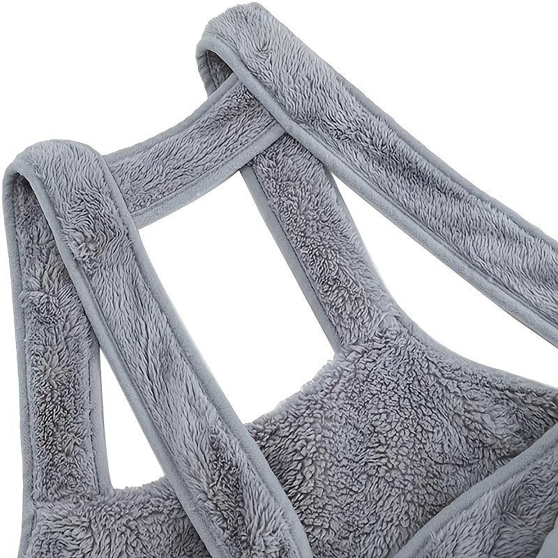 Soft Cat Clothes Cat Aprons Breathable Cat Carrier Bag With Pocket