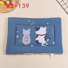 Two Cats Printed Pet Mat All Season Cat Sleeping Blanket