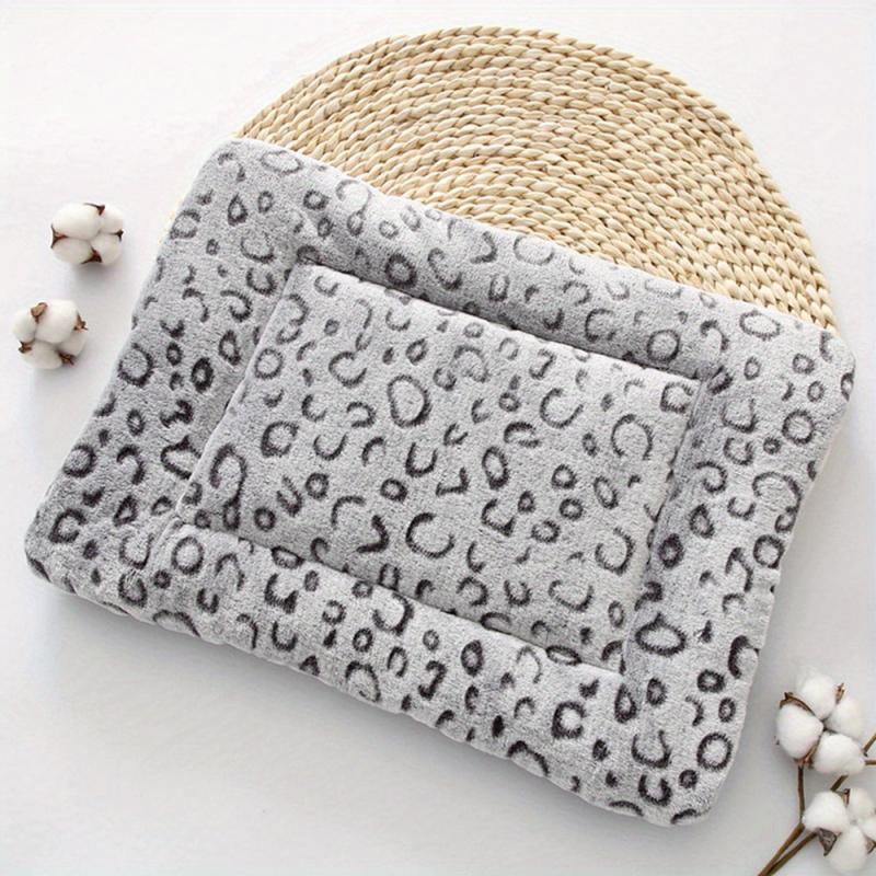 Leopard Print Pet Bed Mat Blanket for Cats & Dogs