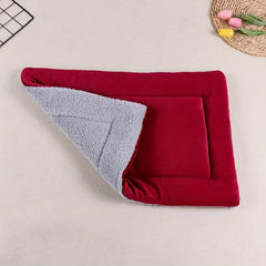 Red Double Sided Pet Mat Dirt Resistant Soft Warm Cat Sleep Mat