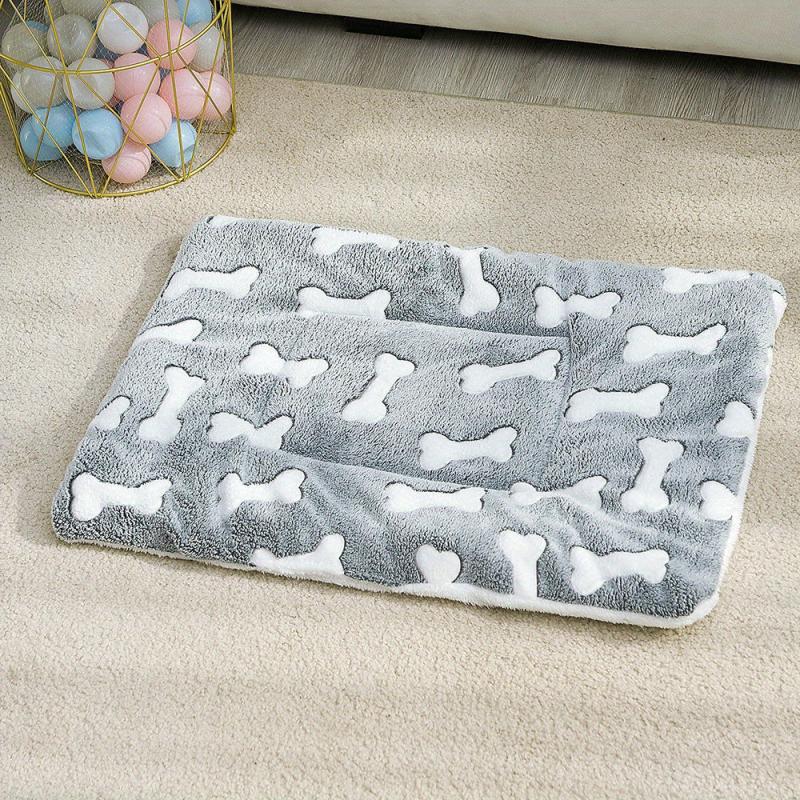 Double Sided Pet Mat for Cats and Dogs - Cartoon Design Cozy Sleeping Mat
