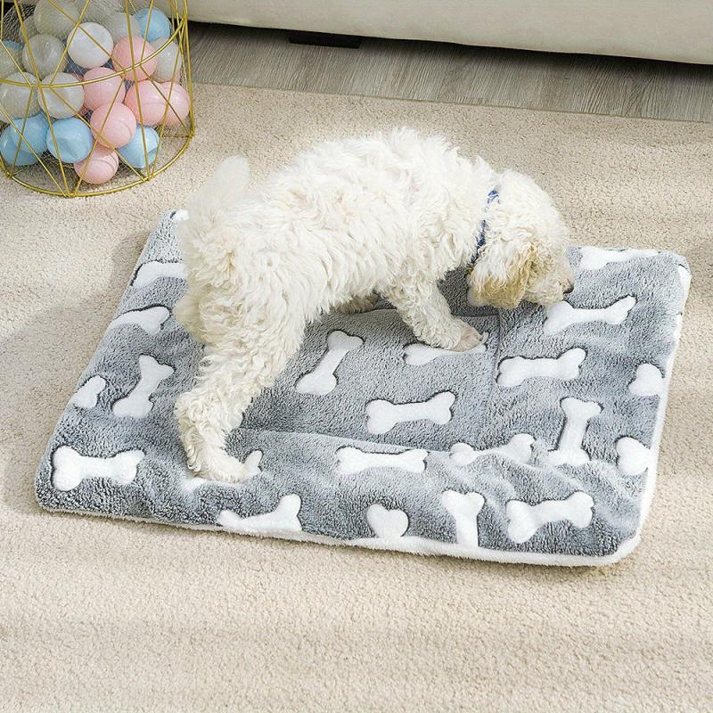 Double Sided Pet Mat for Cats and Dogs - Cartoon Design Cozy Sleeping Mat