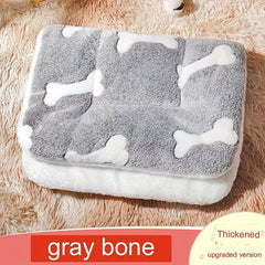 Soft Flannel Pet Cushion Mat For Cat Sleeping Warm Plush Cat Bed Mat
